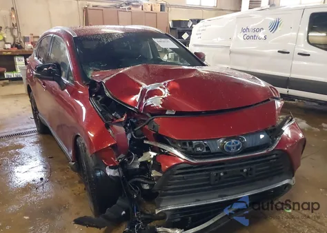 2024 Toyota Venza Xle z USA, uszkodzony, nr VIN JTEAAAAH6RJ192488